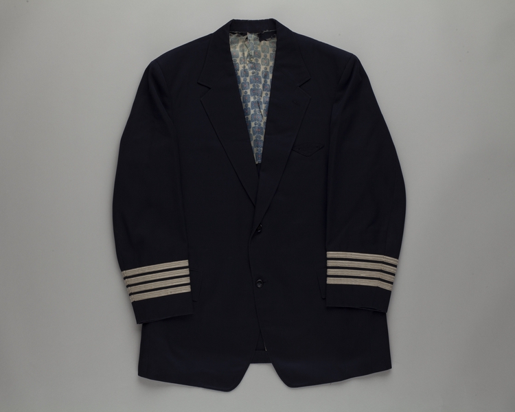 Image: flight officer jacket: American Airlines