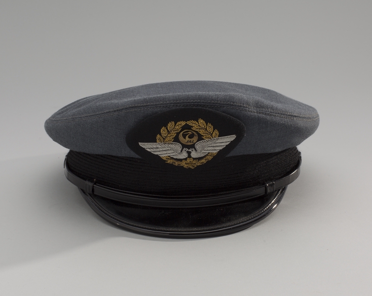 Image: flight officer cap: Japan Air Lines