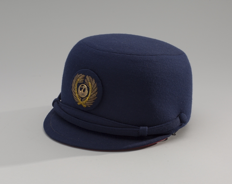 Image: stewardess hat: Japan Air Lines