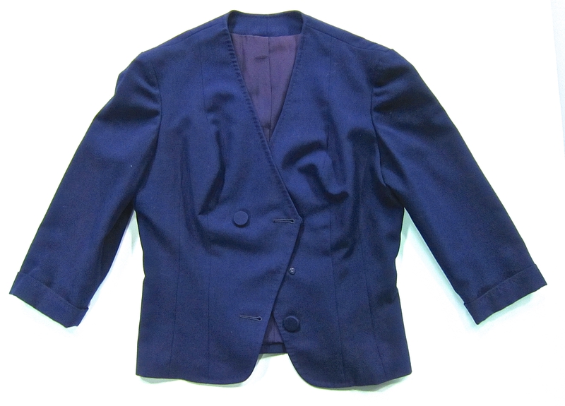 Image: stewardess jacket: American Airlines