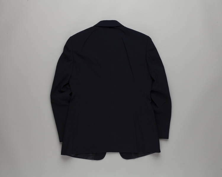 Image: flight attendant jacket: American Airlines