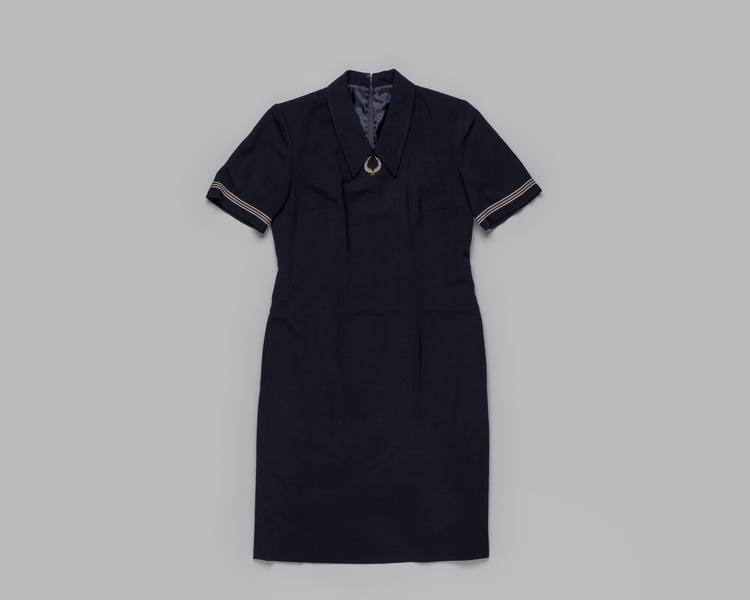 Image: flight attendant dress: American Airlines