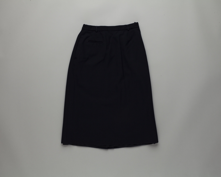 Image: flight attendant skirt: Pan American World Airways