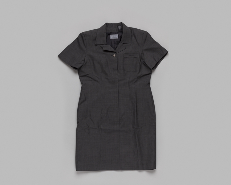 Image: flight attendant dress: Delta Air Lines