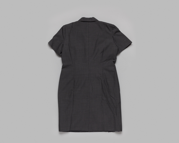 Image: flight attendant dress: Delta Air Lines