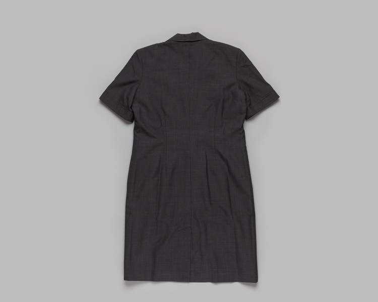 Image: flight attendant dress: Delta Air Lines