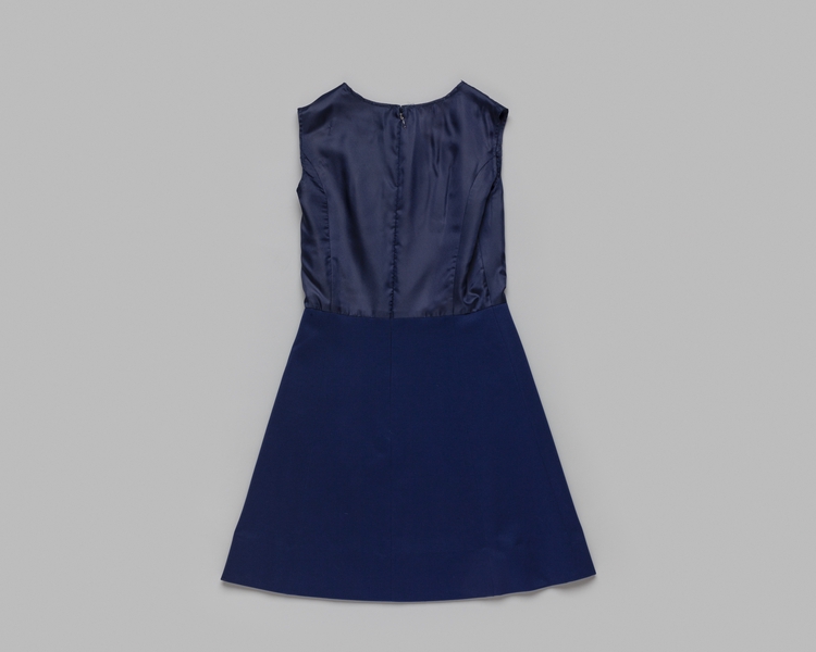 Image: ticket agent camisole skirt: American Airlines