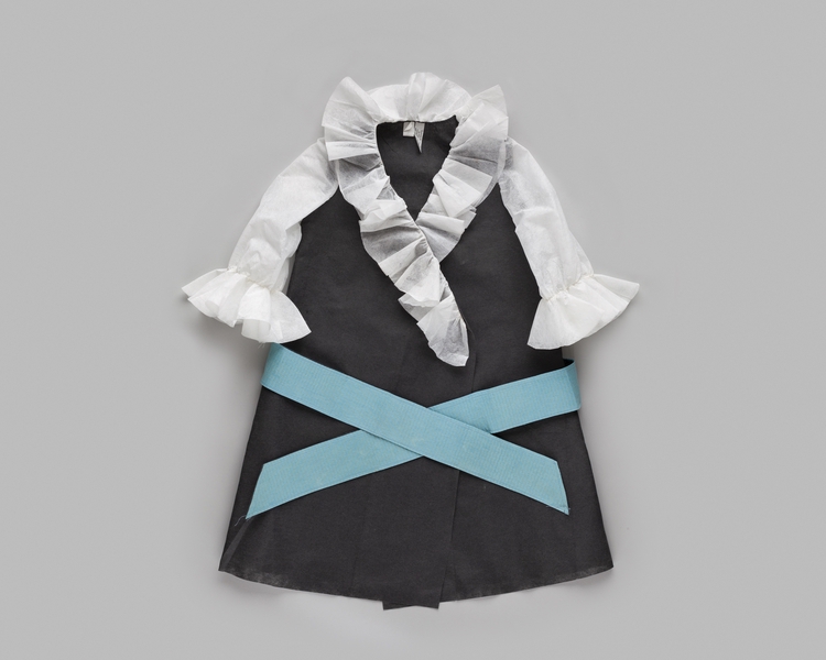 Image: air hostess paper dress: TWA (Tran World Airlines)