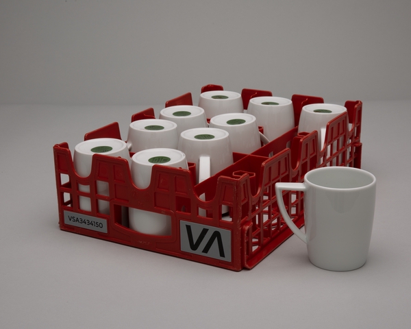 Cup rack with coffee cups: Virgin America