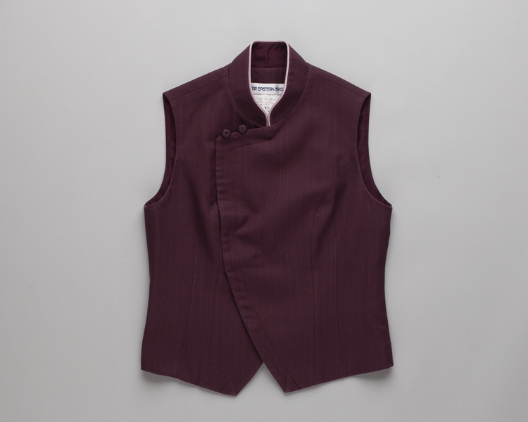 Image: flight attendant vest: China Airlines