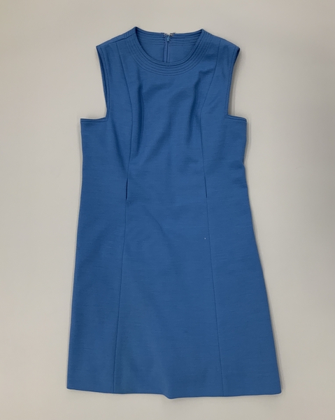 Image: flight attendant dress: Pan American World Airways