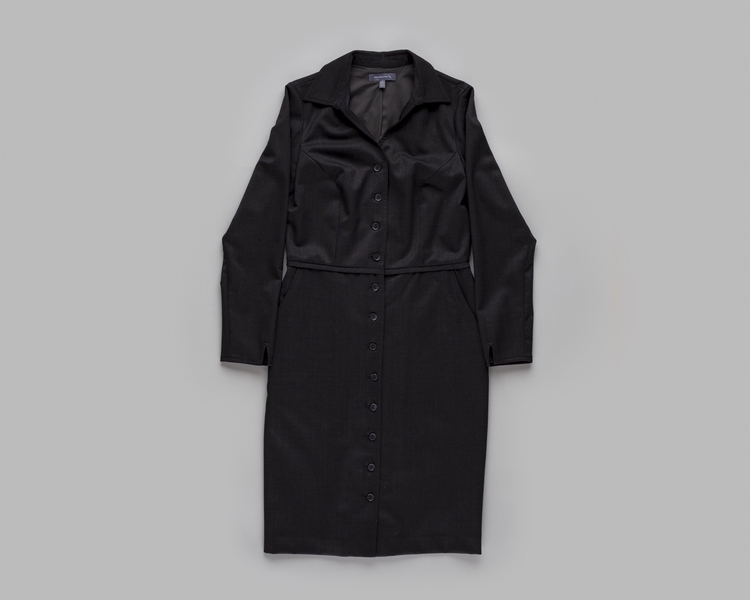 Image: flight attendant dress: American Airlines