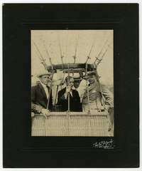 Image: photograph: Will Bixby in balloon