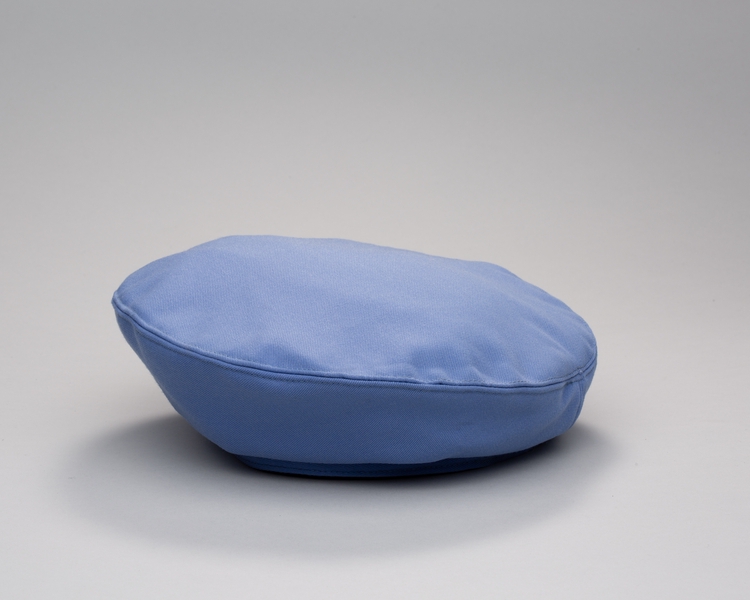 Image: flight attendant hat: AirCal