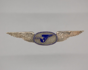 Image: flight officer wings: Pan American Airways
