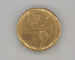 Image: commemorative medallion: Pan American Airways