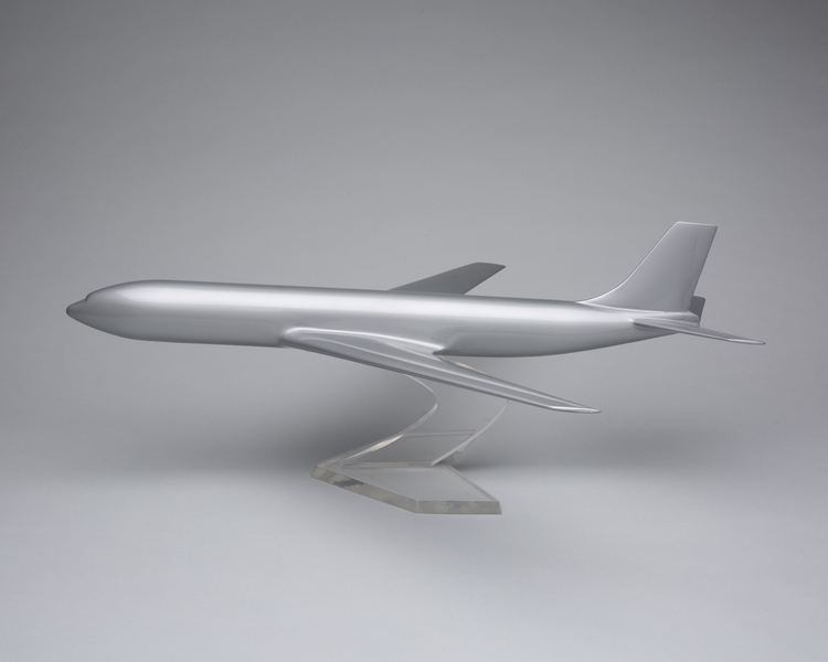 Image: model airplane: Boeing 707