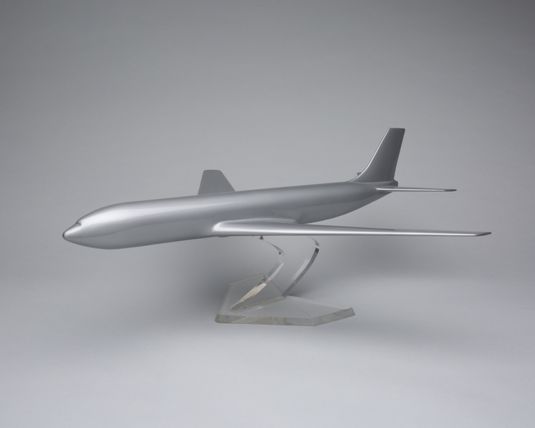 Image: model airplane: Boeing 707