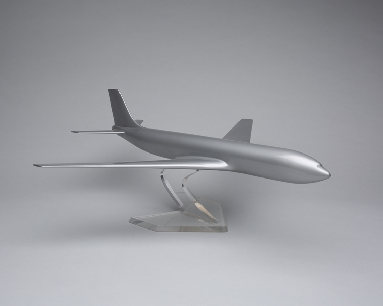 Image: model airplane: Boeing 707