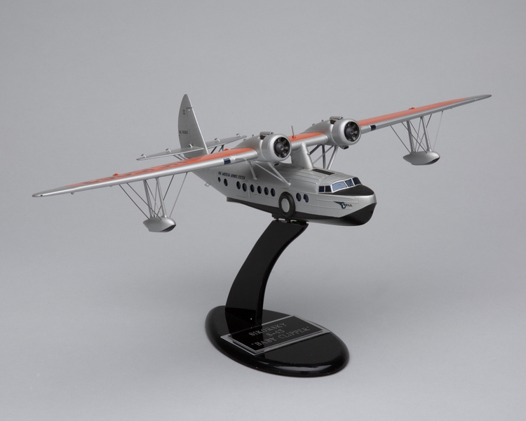 Image: model airplane: Pan American Airways System, Sikorsky S-43 Baby Clipper