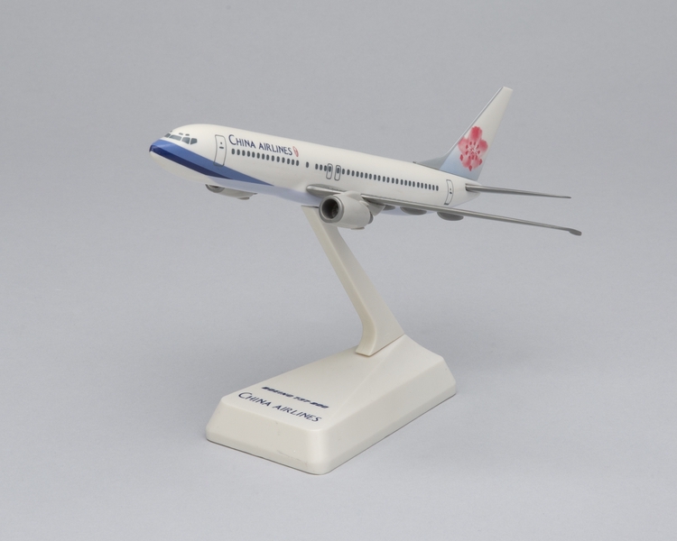 Image: model airplane: China Airlines, Boeing 737-800