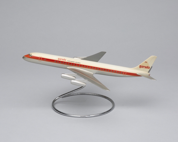 Model airplane: Garuda Indonesian Airways, Douglas DC-8