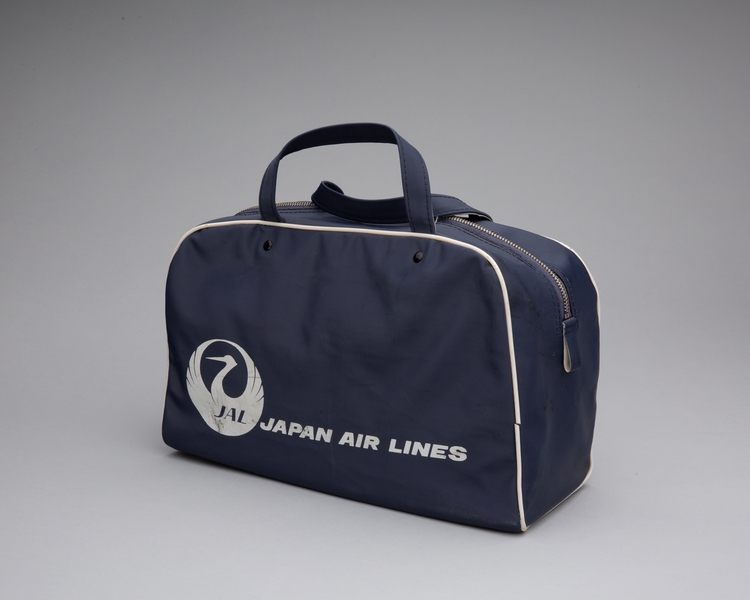 Image: airline bag: Japan Air Lines