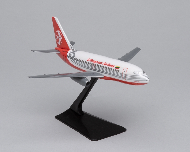 Image: model airplane: Lithuanian Airlines, Boeing 737-200