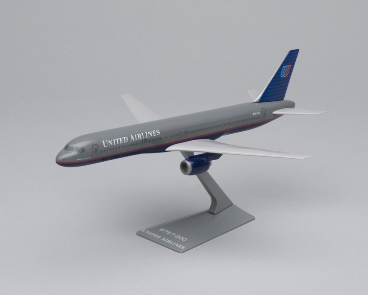 Image: model airplane: United Airlines, Boeing 757-200