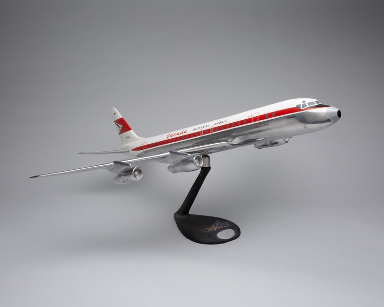 Image: model airplane: Garuda Indonesian Airways, Douglas DC-8-55