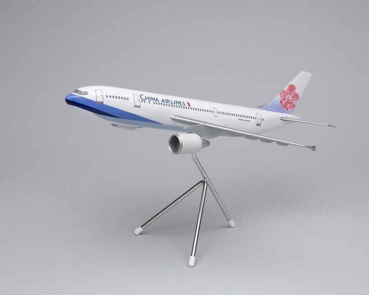 Image: model airplane: China Airlines, Airbus A300-600R