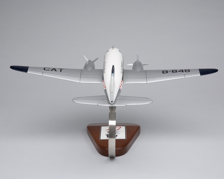 Image: model airplane: Civil Air Transport (CAT),Curtiss C-46 Commando