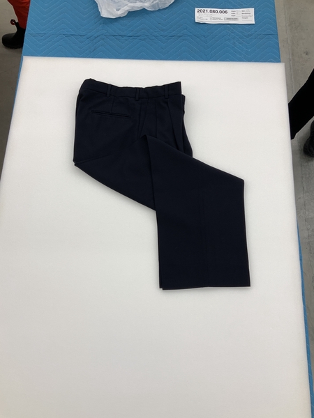 Image: flight officer pants: American Airlines