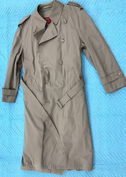 Image: flight attendant coat (male): United Airlines