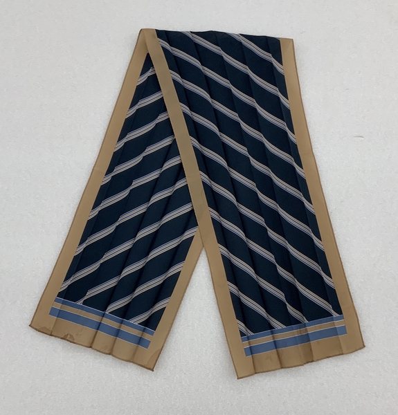 Image: flight attendant scarf: Western Airlines