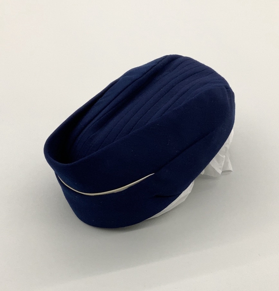 Image: stewardess hat: American Airlines, winter