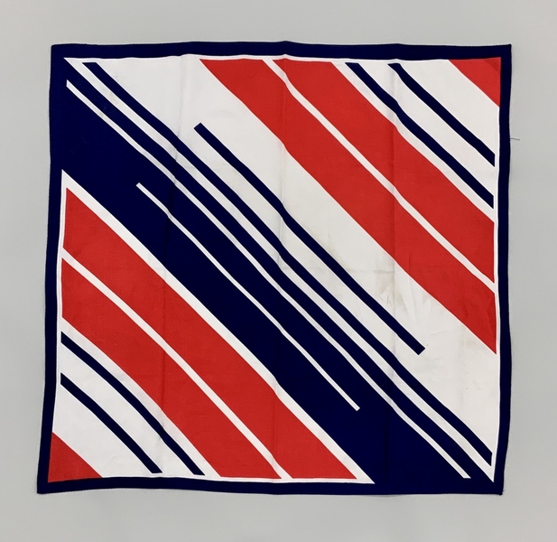 Image: stewardess scarf: American Airlines