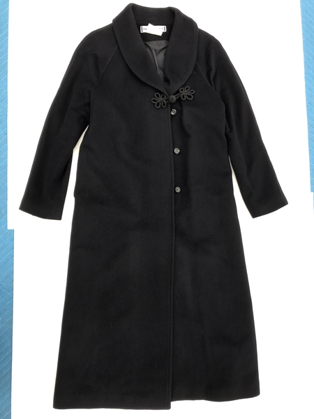 Image: flight attendant coat: China Airlines