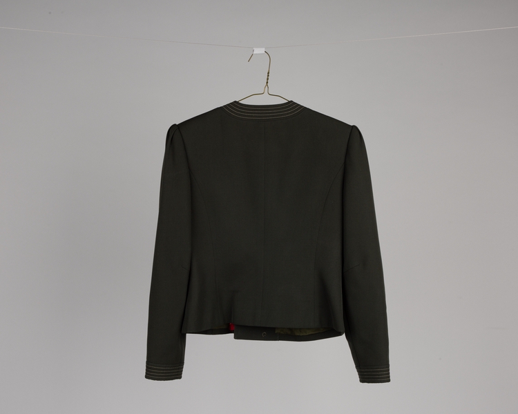 Image: flight attendant jacket: China Airlines