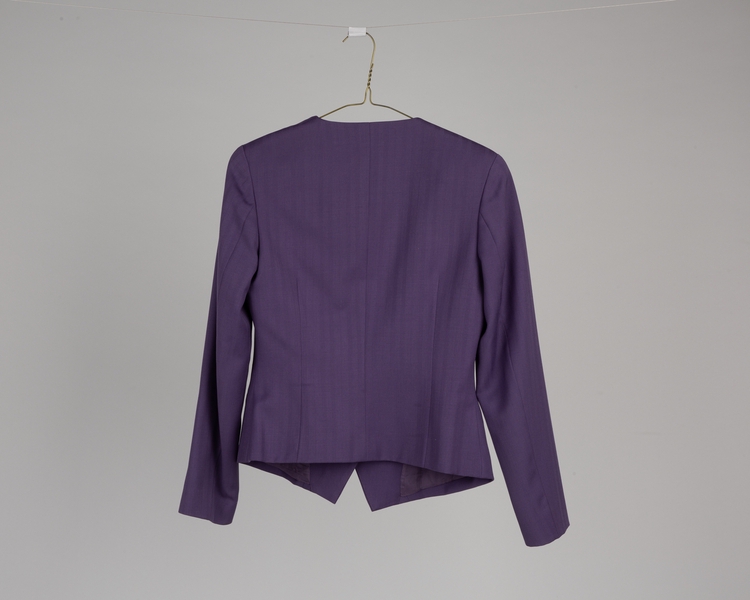 Image: flight attendant jacket: China Airlines