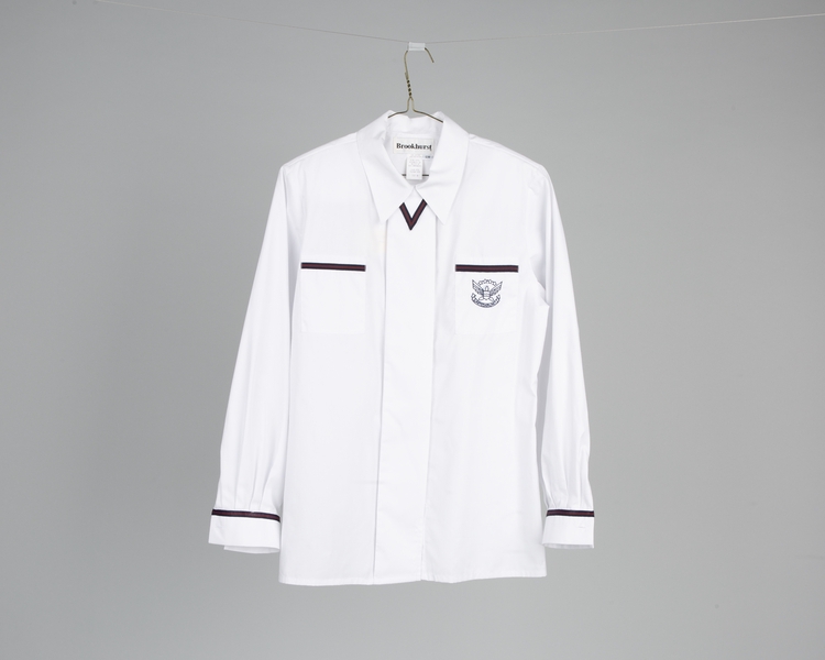 Image: flight attendant blouse: United Airlines