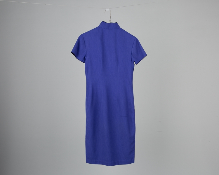 Image: flight attendant dress: China Airlines