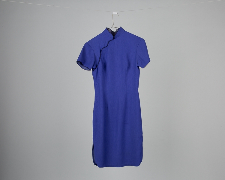 Image: flight attendant dress: China Airlines