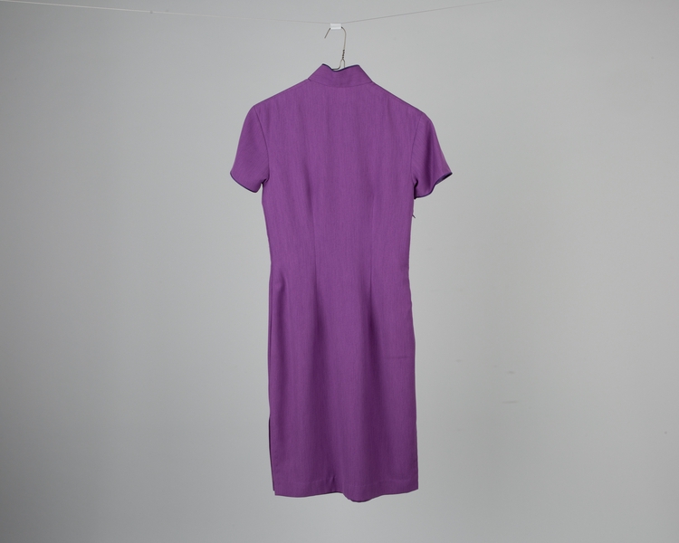 Image: flight attendant dress: China Airlines