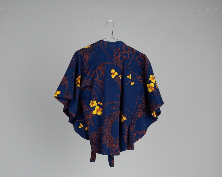 Image: flight attendant jacket: United Airlines, Hawai’i service