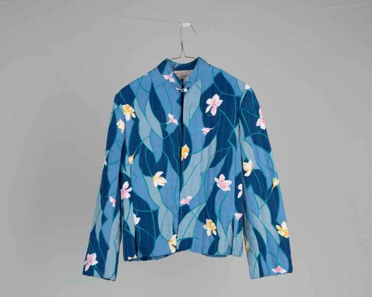 Image: flight attendant jacket: United Airlines, Hawai’i service