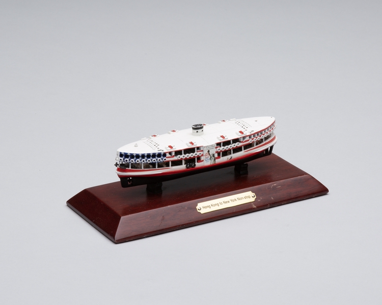 Image: model boat: Hong Kong ferry, United Airlines