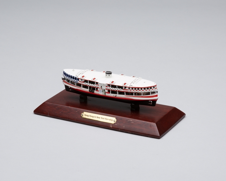 Image: model boat: Hong Kong ferry, United Airlines