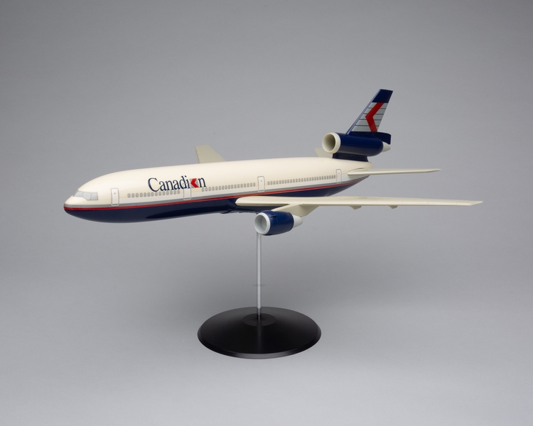Image: model airplane: Canadian Airlines, McDonnel Douglas DC-10