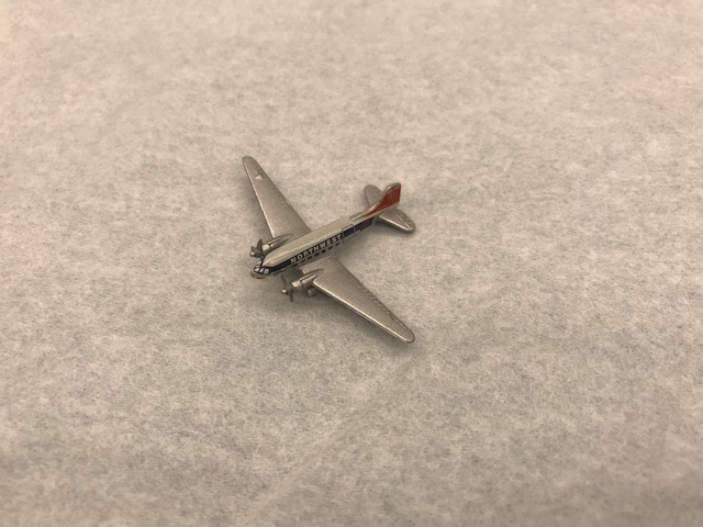 Miniature model airplane: Northwest Airlines, Douglas DC-3